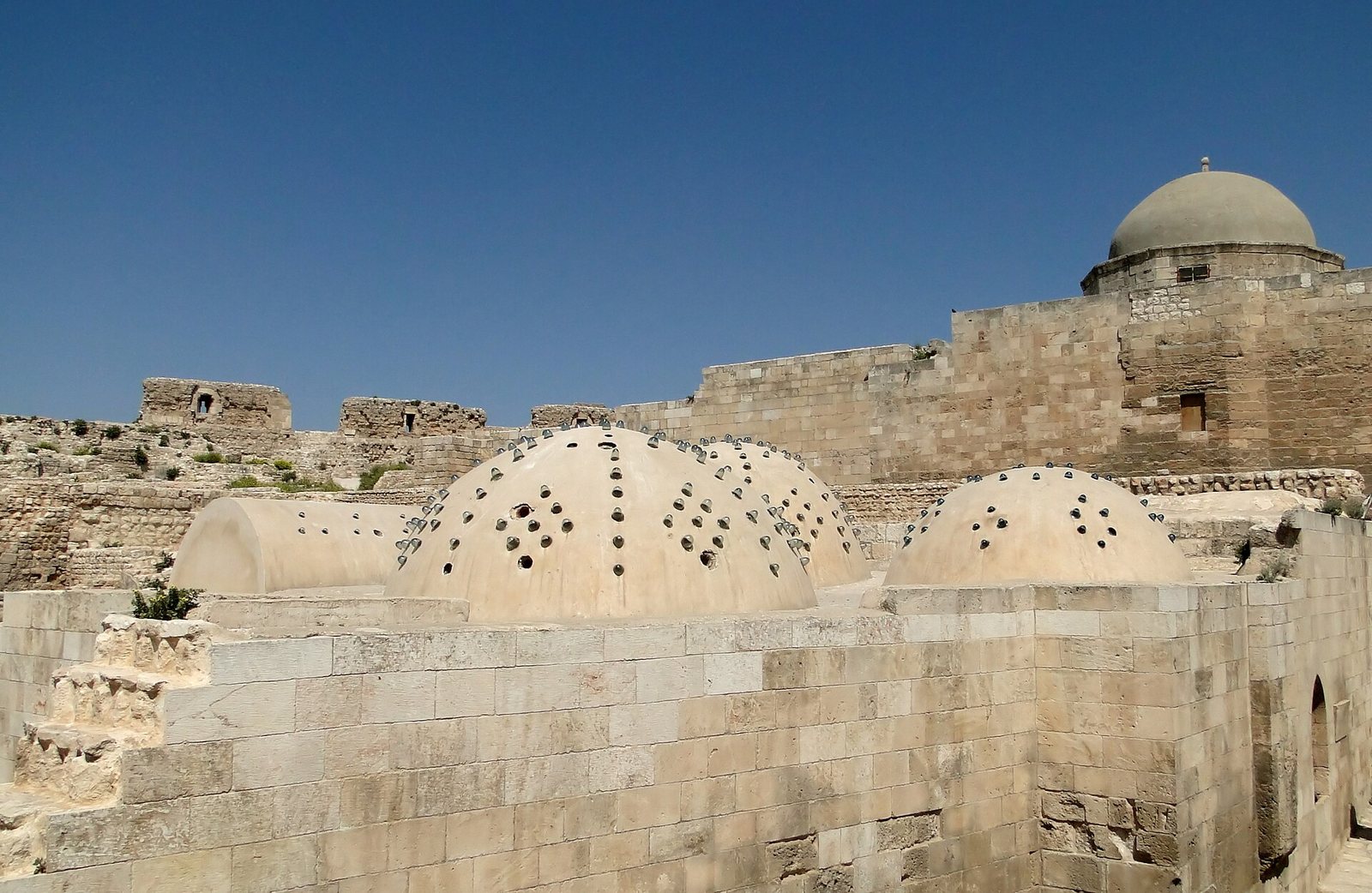 حمام نور الدين