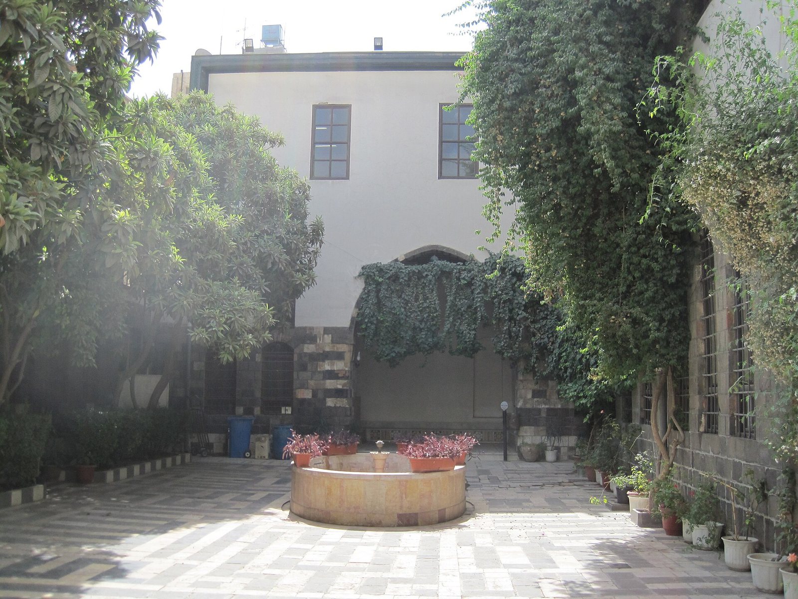 مكتب عنبر