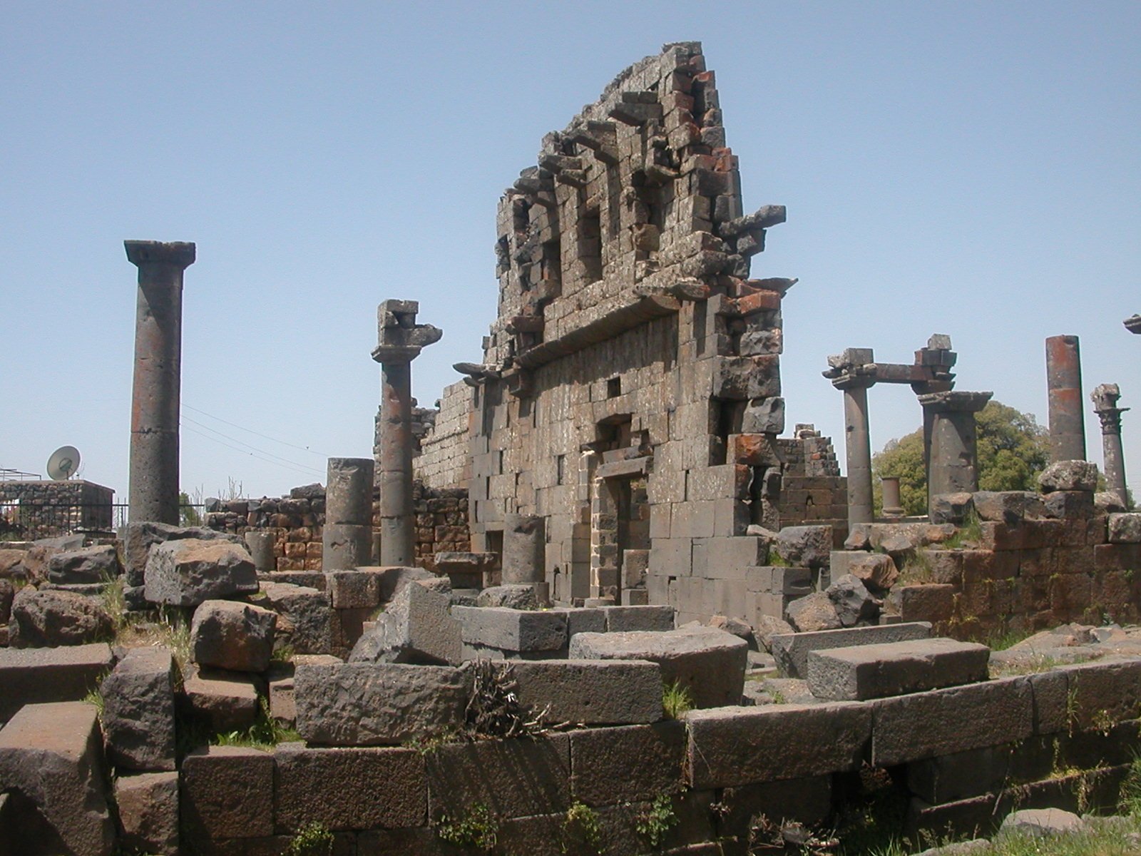 Temple of Zeus Megistos, Qanawat
